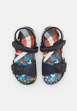 Friboo Unisexo MARVEL CAPTAIN AMERICA STRAPPY SANDALS UNISEX - Sandalias - Dark Blue -Friboo Ventas 2024 b046cd78c0434d58a3b89d7fef38823f