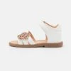 Friboo Niños Sandalias - White -Friboo Ventas 2024 e9bde92eec0143a68ba399ac5e3cecab